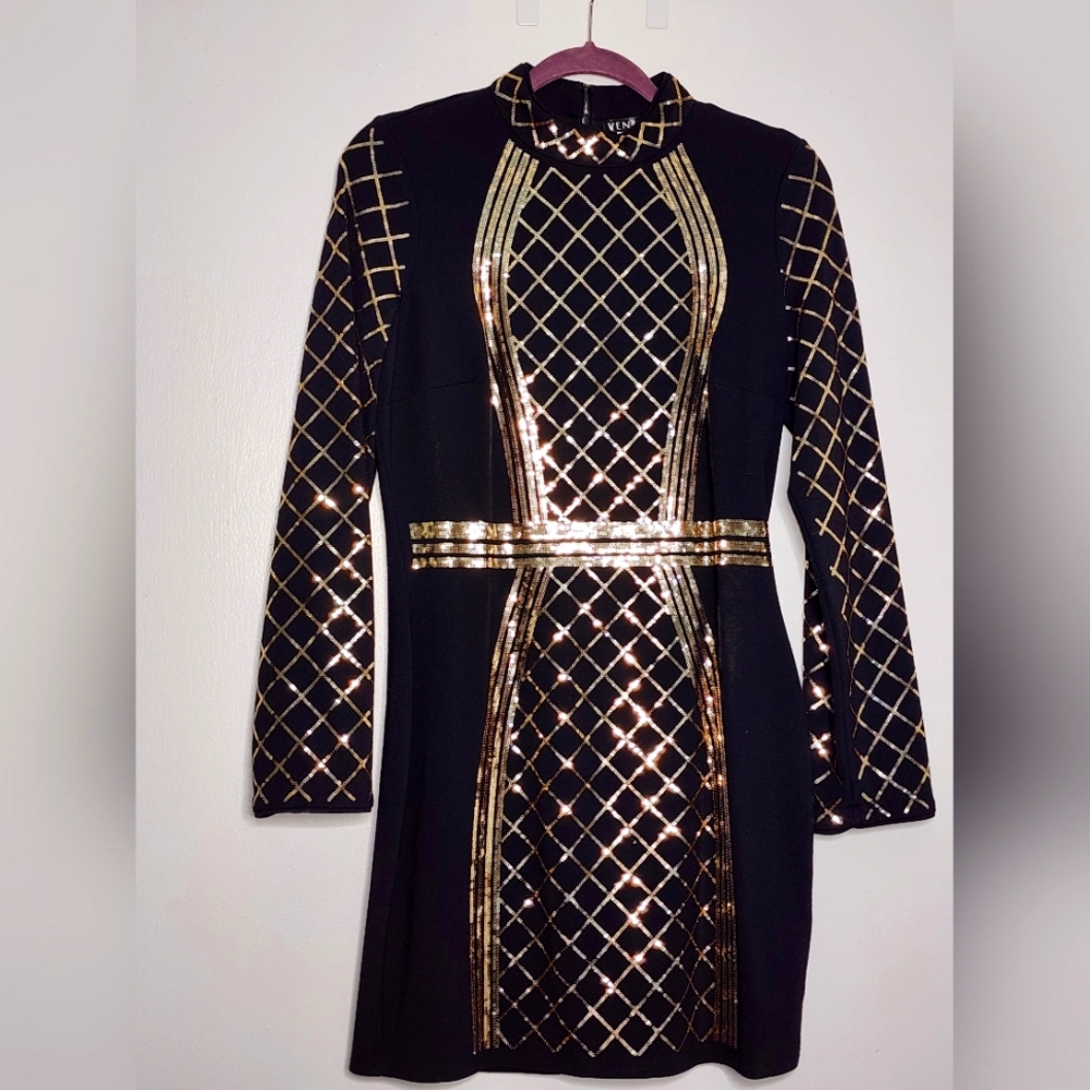 Black and gold bodycon party dress